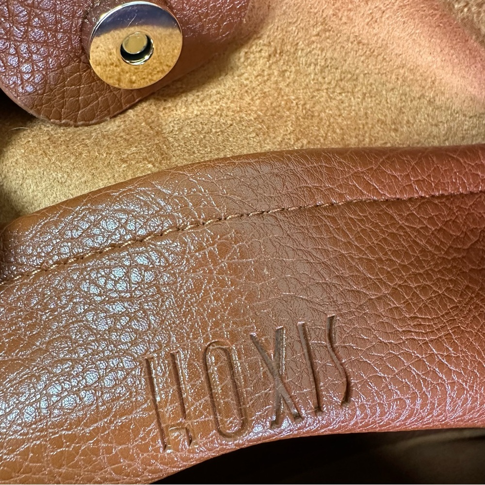 Vegan Leather Large Shoulder Tote | Brown | NWT - Picture 12 of 13